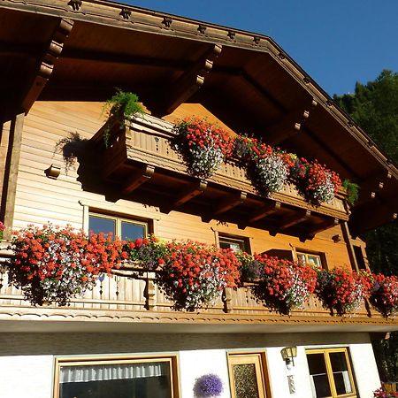 Pension Appartement Ambrosi Heiligenblut Eksteriør bilde