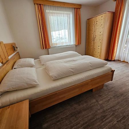 Pension Appartement Ambrosi Heiligenblut Eksteriør bilde
